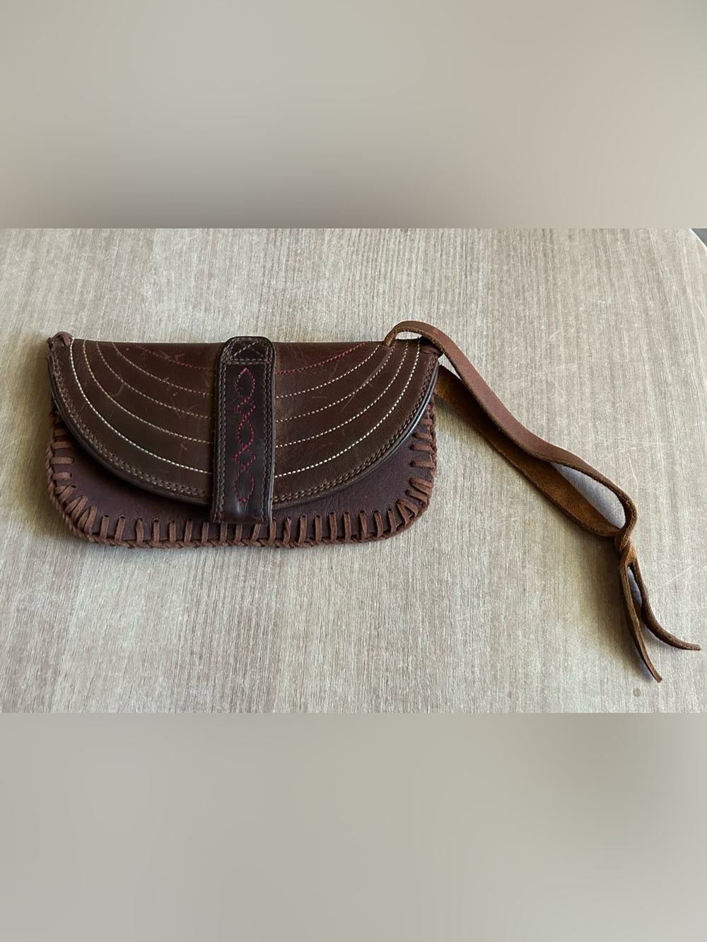 Ariat Women's Brown Leather Wristlet Clutch - Soft Brown Leather